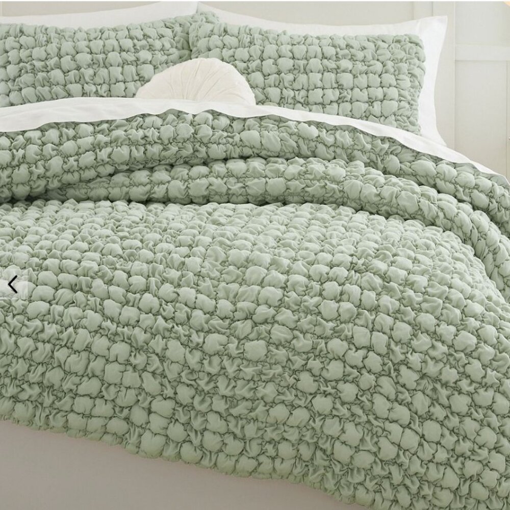 Pottery Barn Teen Marshmallow Jersey Quilt Sage Green Twin/Twin XL + Sham